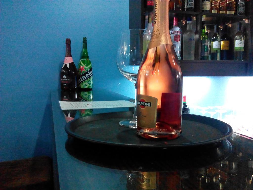 Downtown Royal Hotel Ikeja Luaran gambar