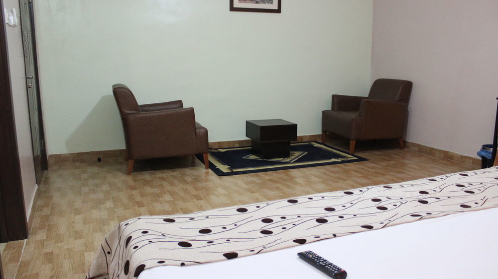 Downtown Royal Hotel Ikeja Luaran gambar