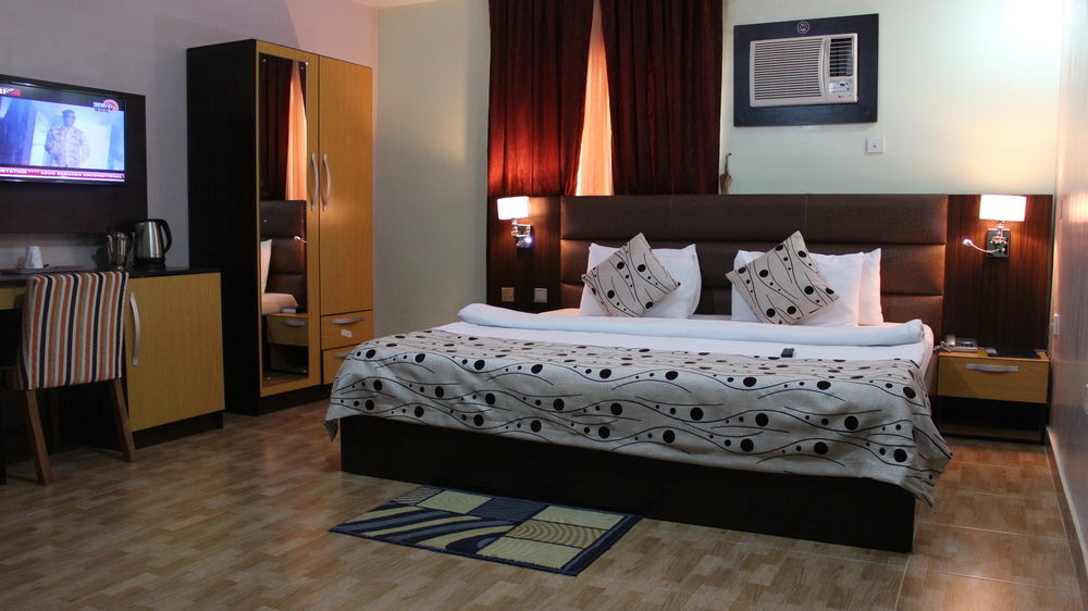Downtown Royal Hotel Ikeja Luaran gambar